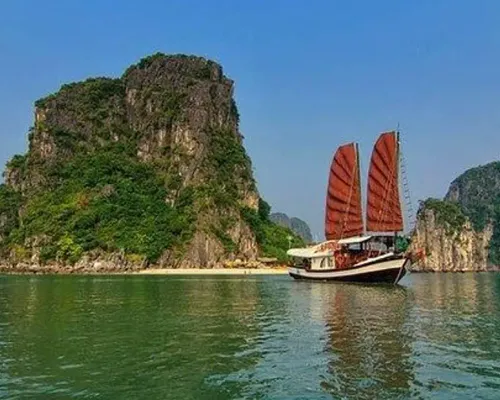 Halong Bay boat Tour 4 hours from Halong city